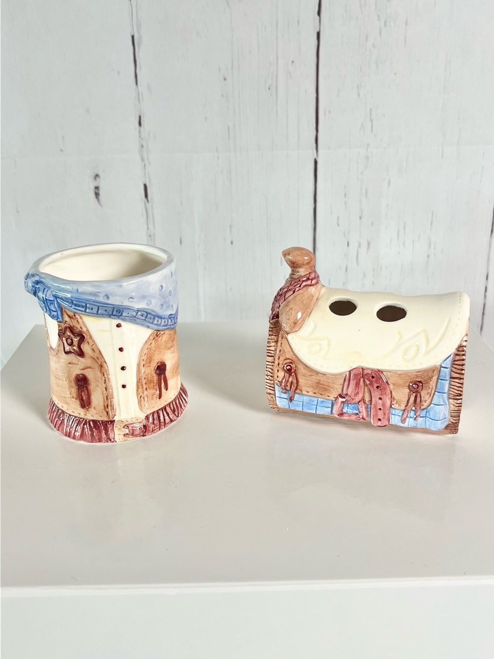 Vintage Ceramic Western Cowboy Saddle Toothbrush Holder & Cup Bathroom Set